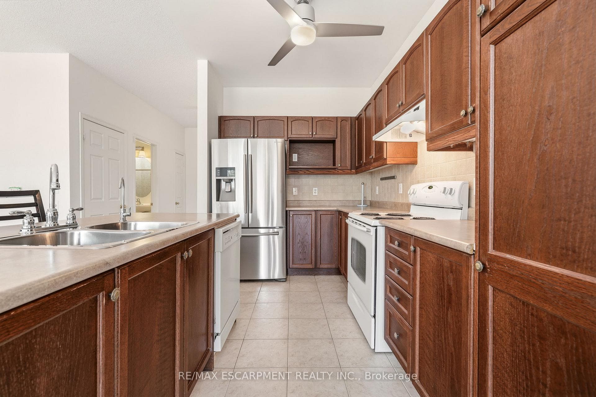 4400 MILLCROFT PARK Drive Unit 40 photo 19
