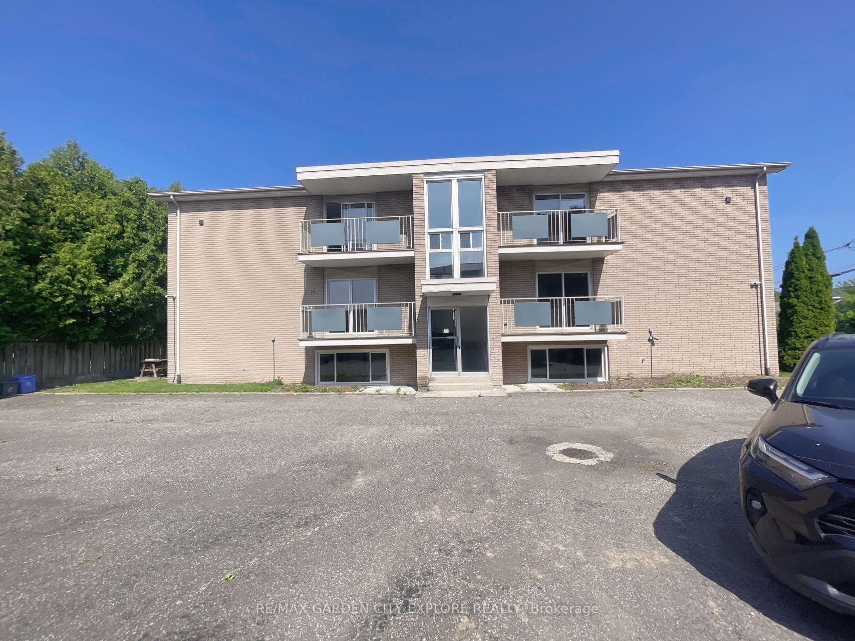 15 John Street Unit 1 photo 1