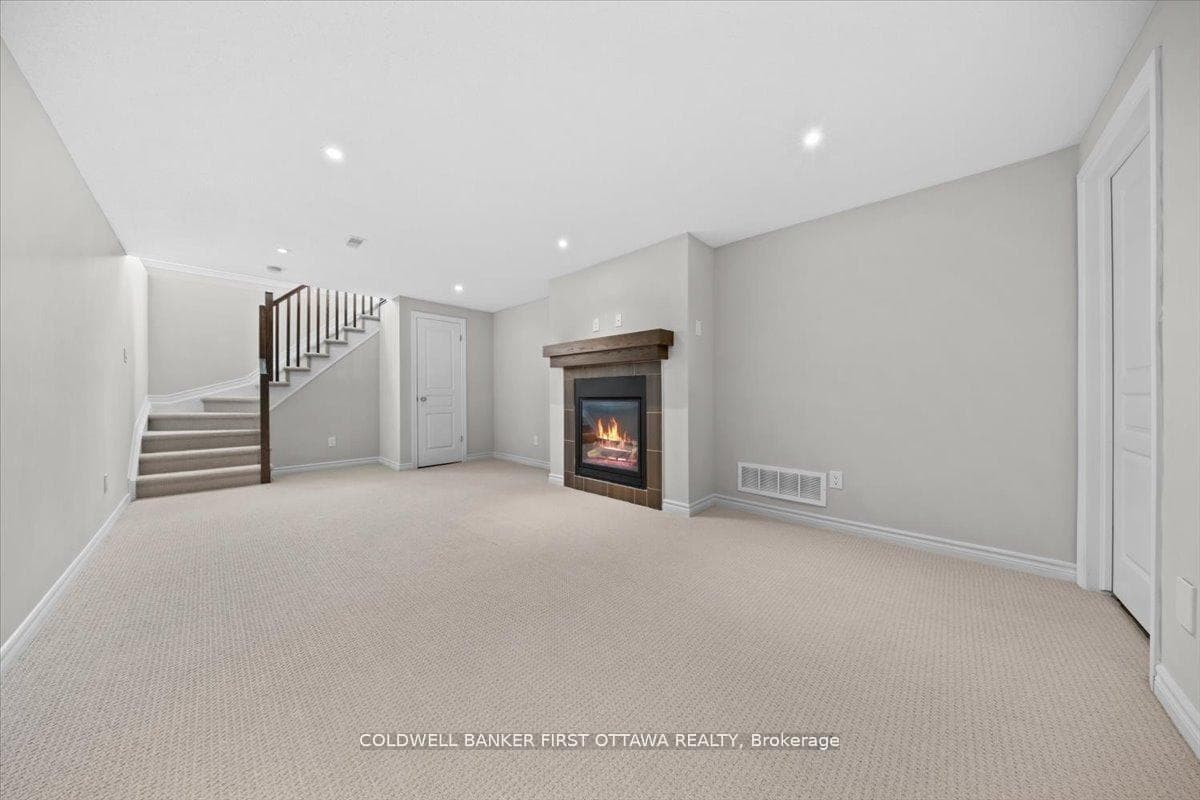 754 Brian Good Avenue photo 28