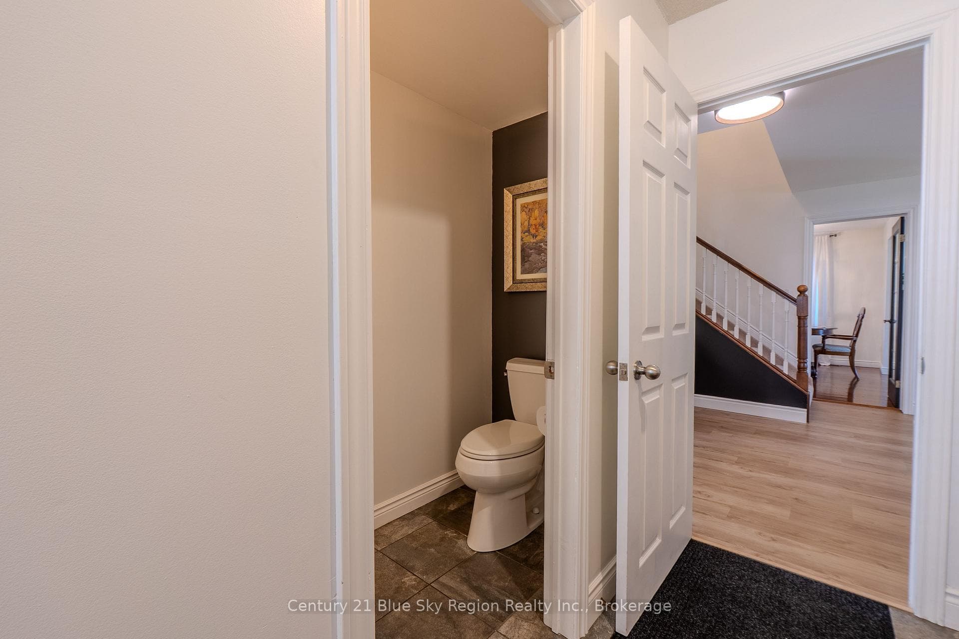 354 Elmwood Avenue photo 23