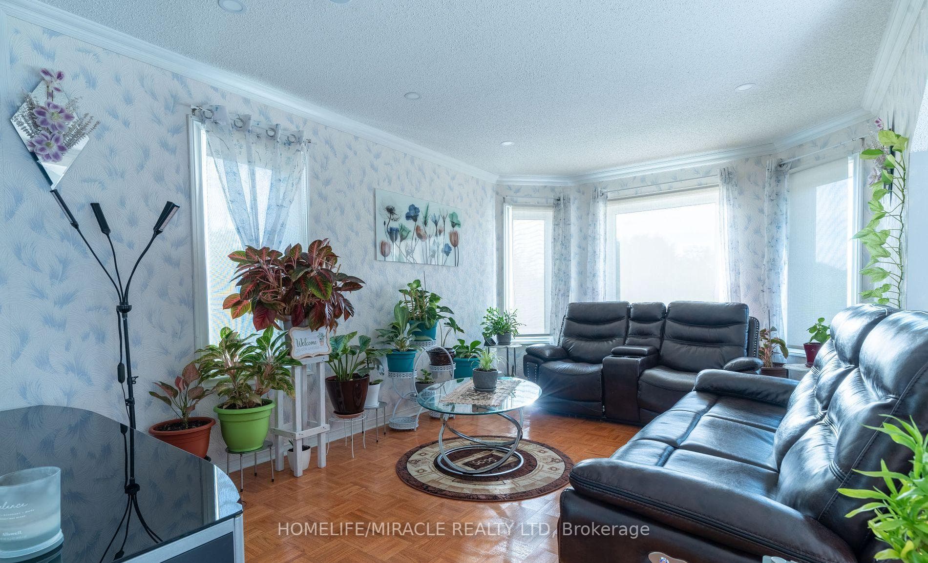 48 Ridgemore Crescent photo 6