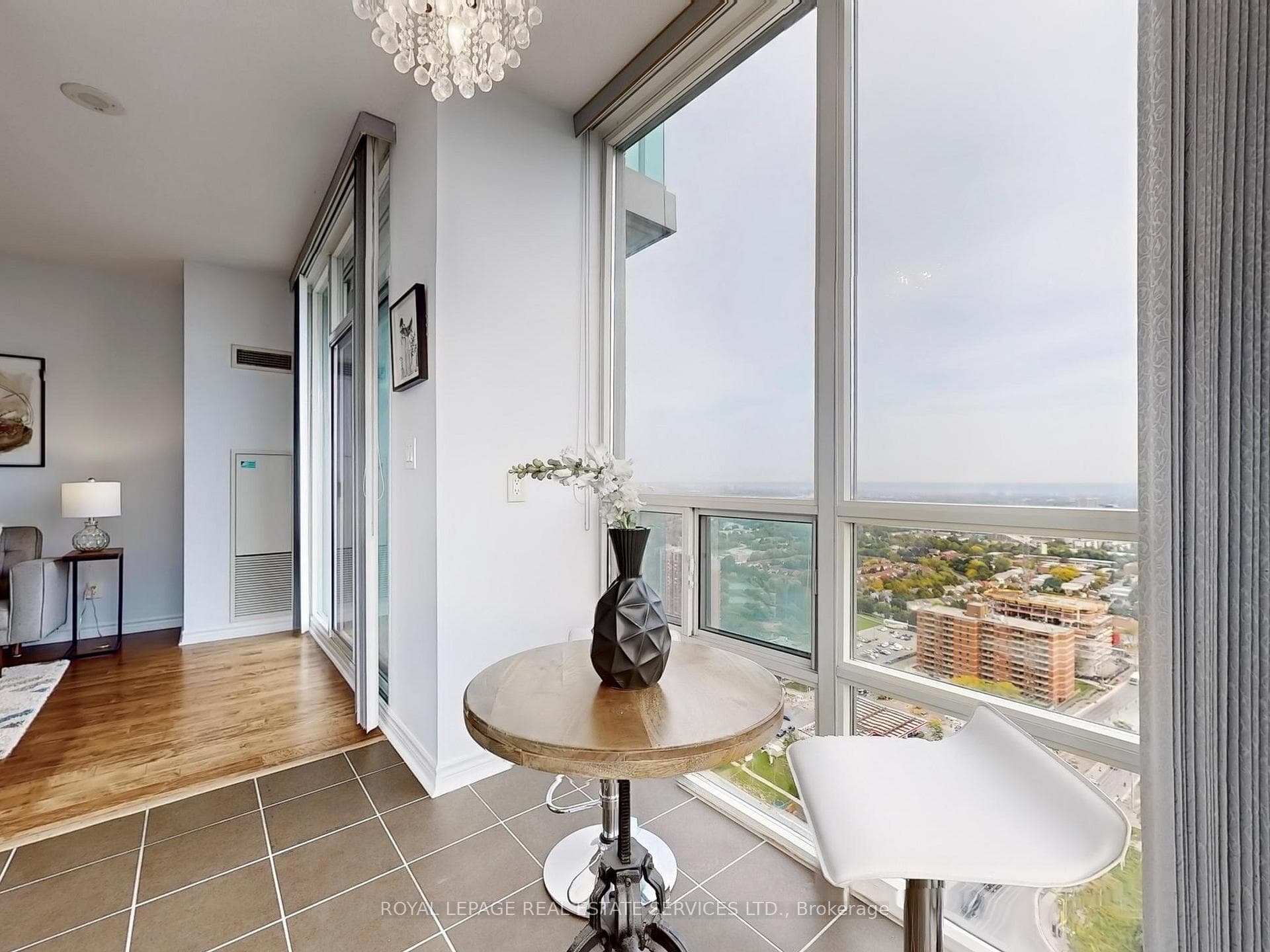 3504 Hurontario Street Unit 3603 photo 14