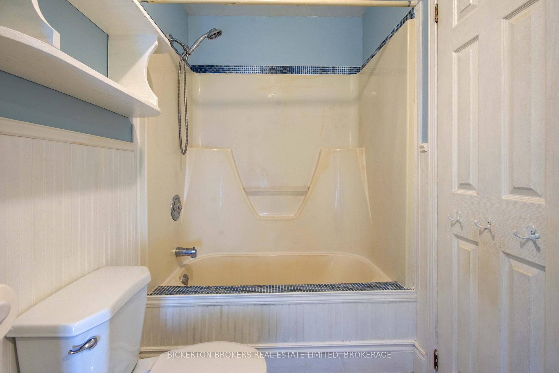 20 Gilbert Street photo 28