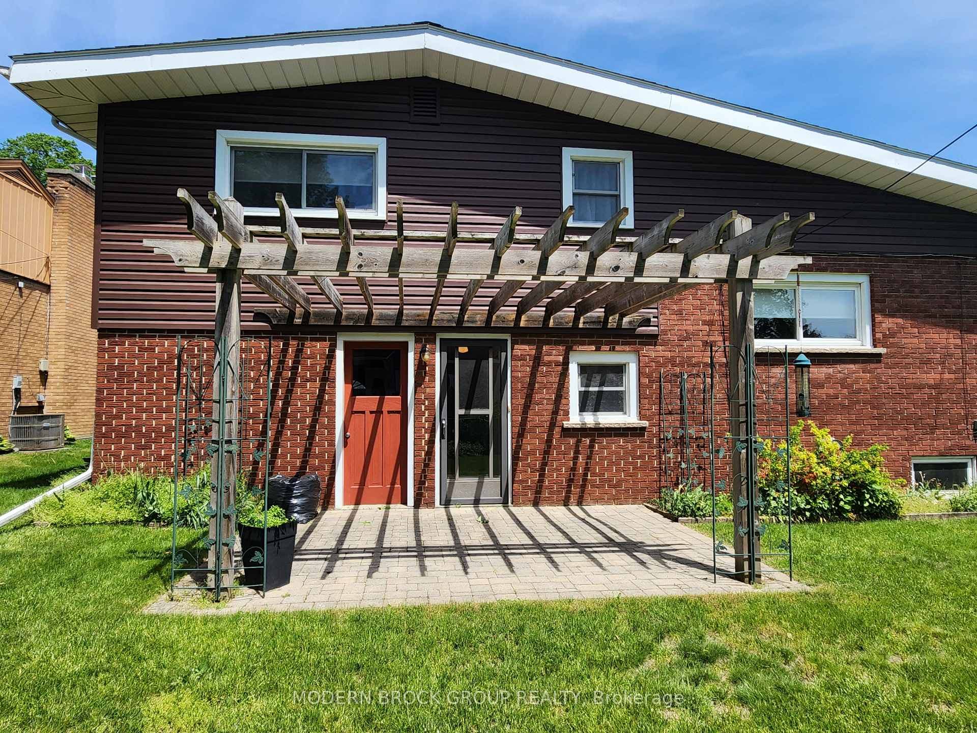 2 Woodlawn Place photo 47
