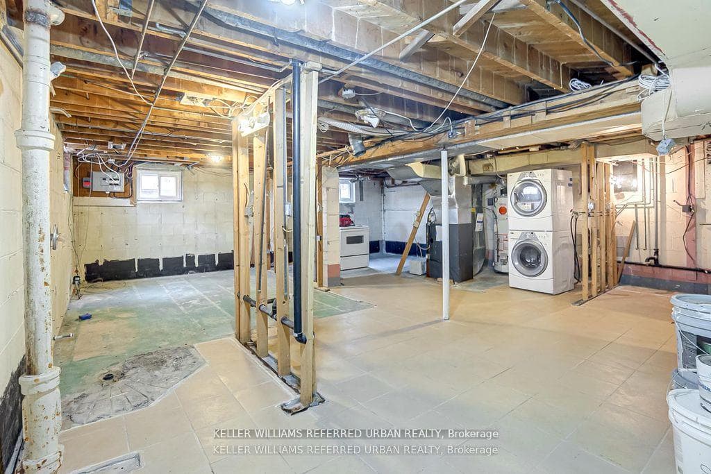 91 Bishop Avenue photo 33