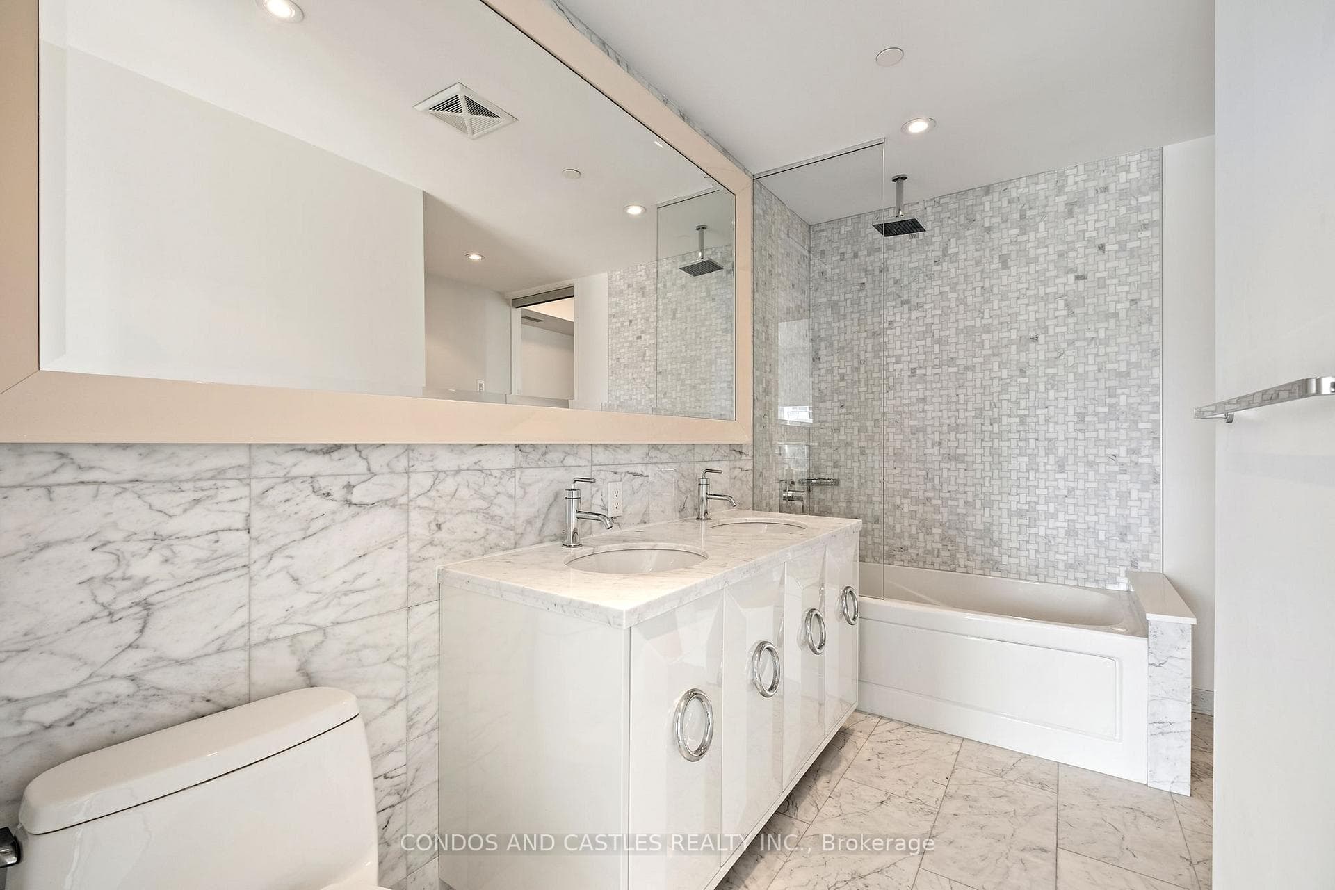 88 Park Lawn Road Unit 2907 photo 27