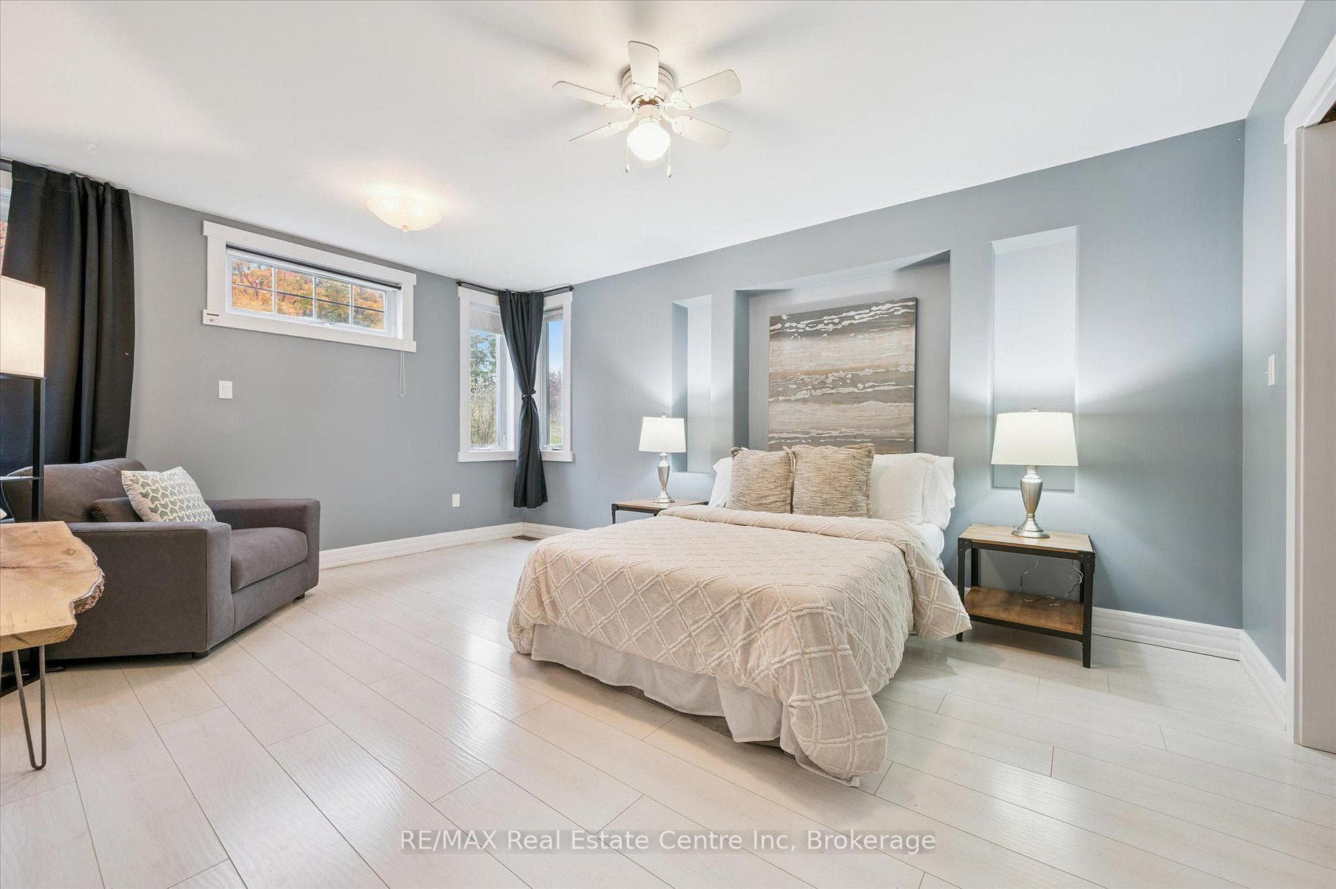 500 WATSON Parkway photo 14