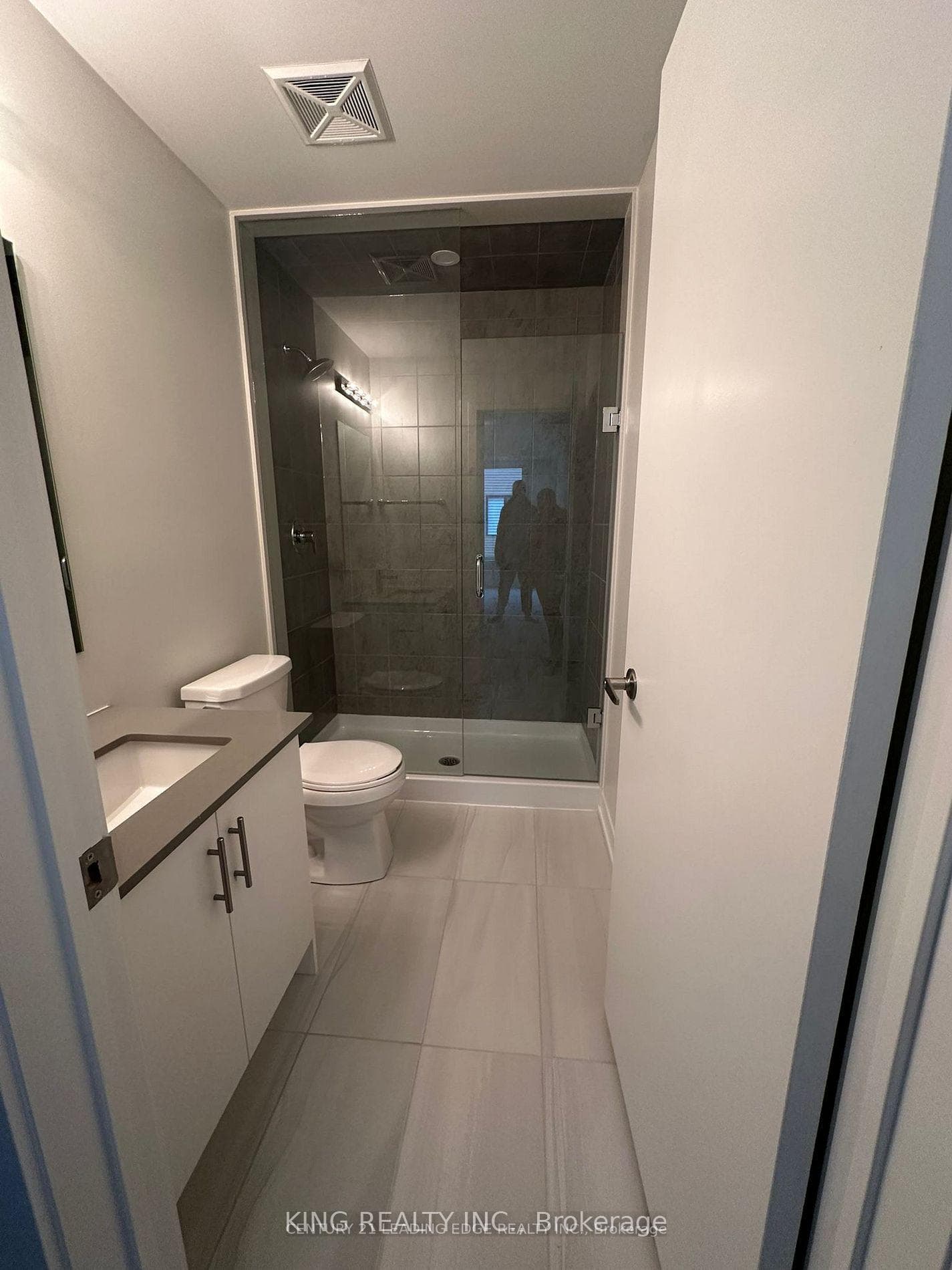 3409 Ridgeway Drive Unit 32 photo 11