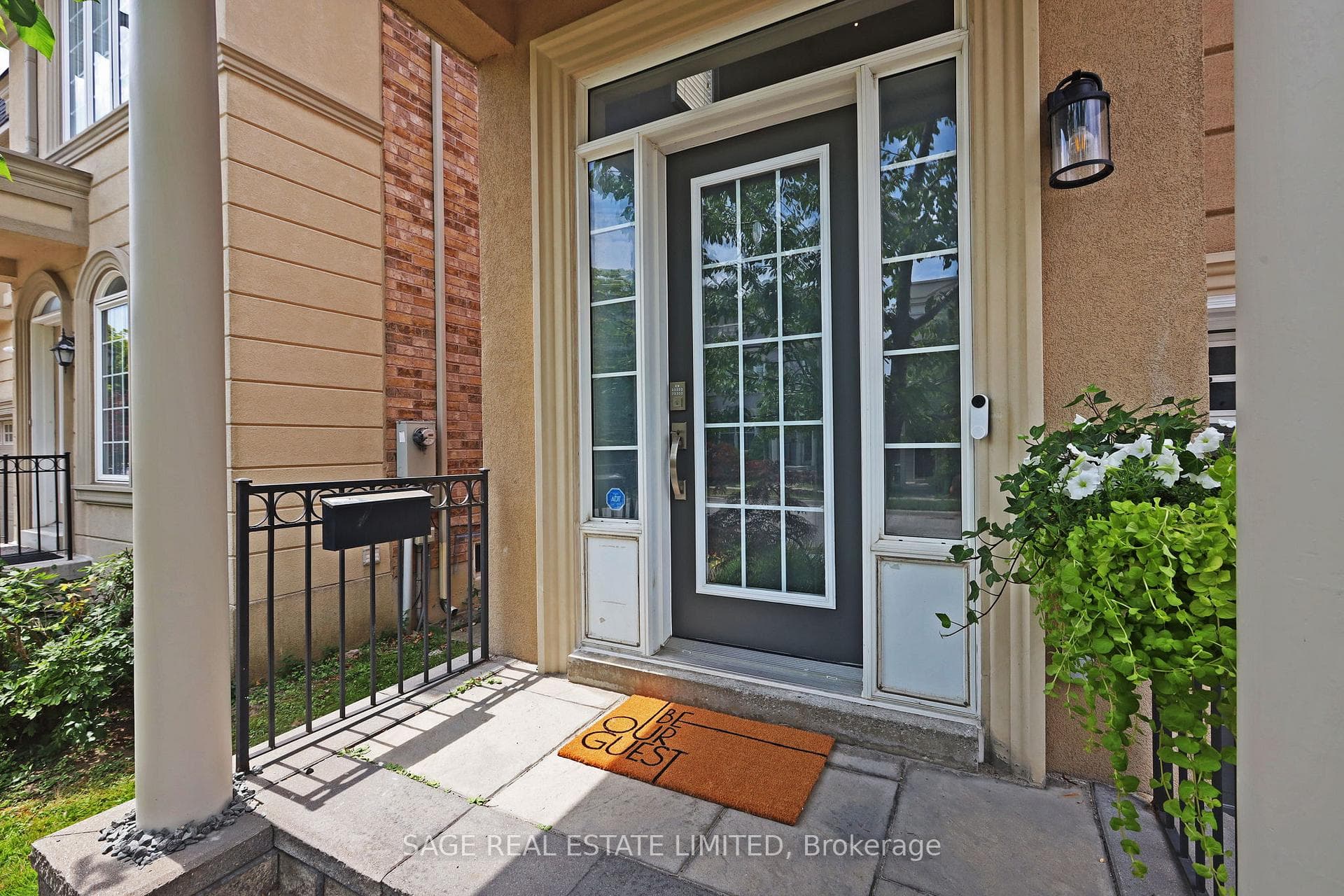 22 Preakness Drive photo 2