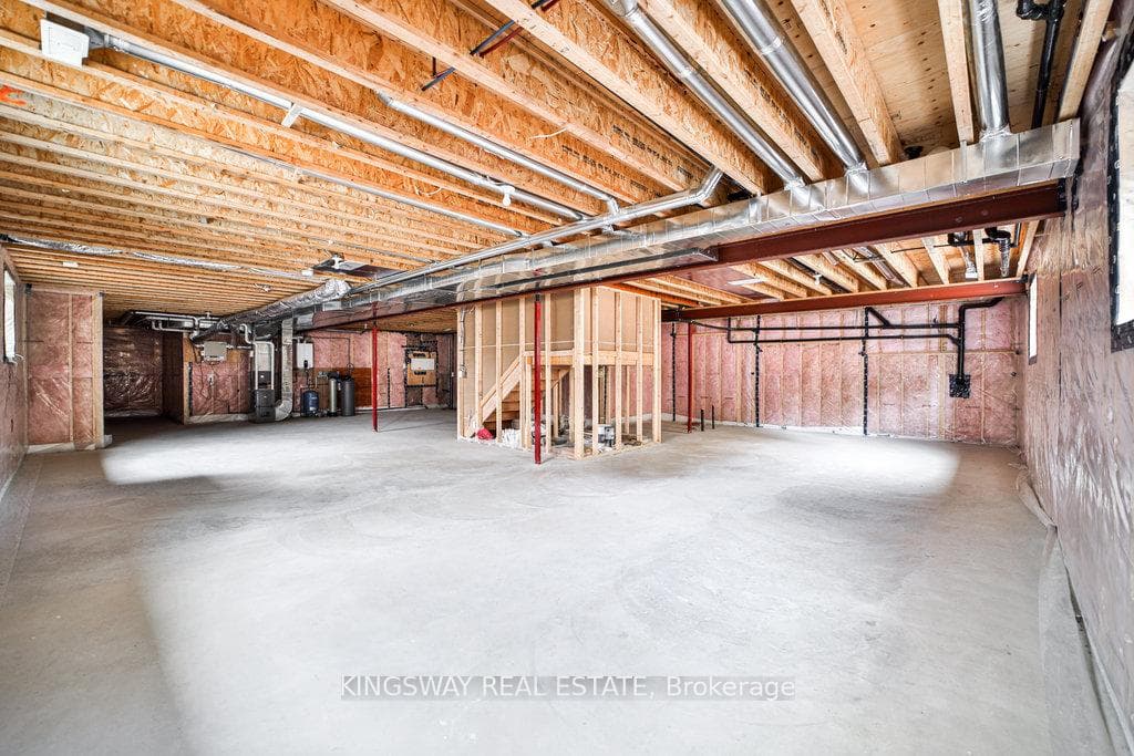 651 Dudley Road photo 40