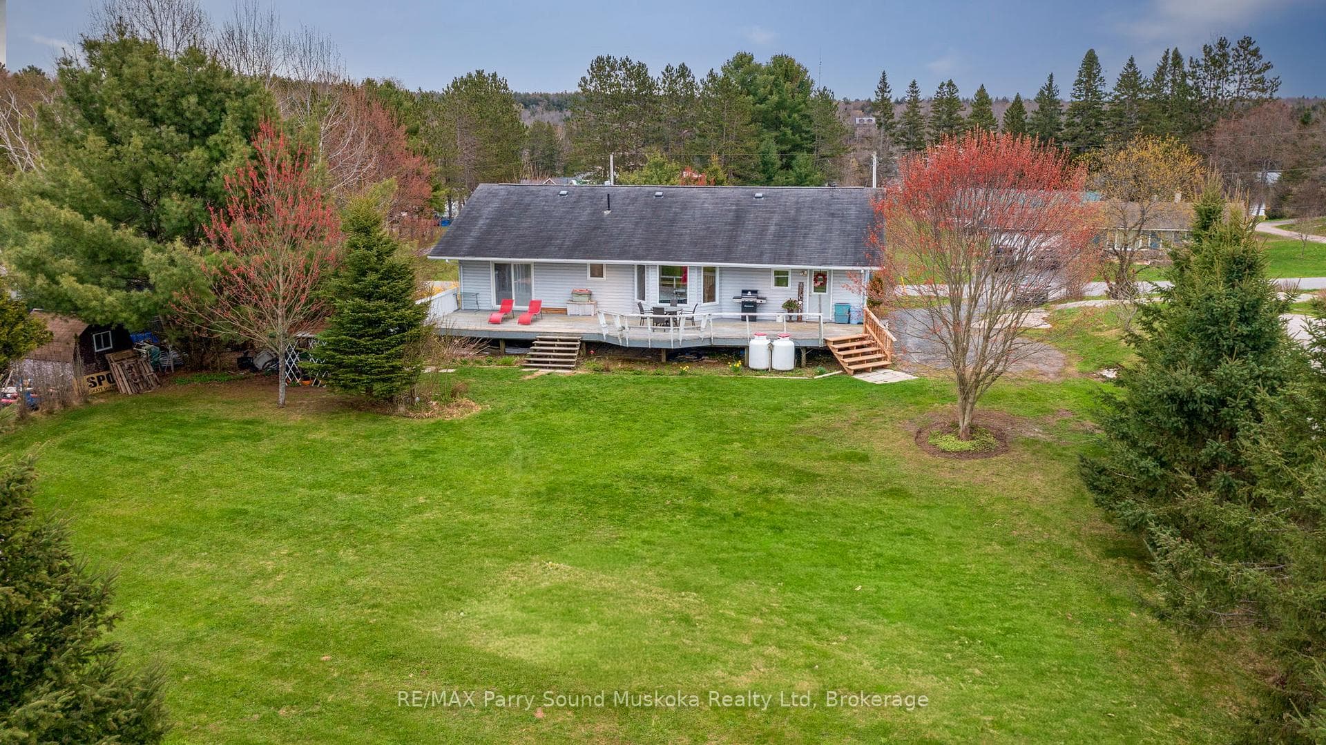 54 Pineridge Drive photo 36