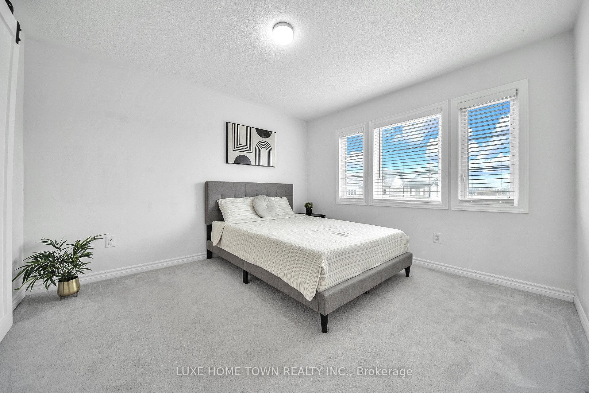 26 Gibbs Way photo 25
