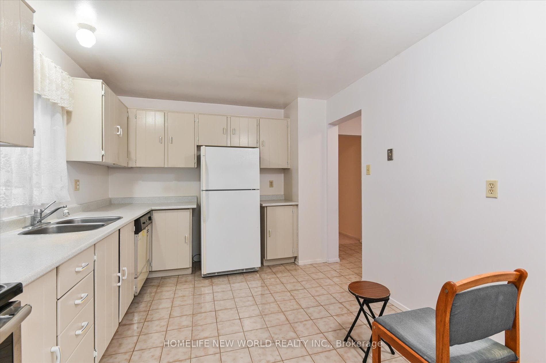 102 Grenbeck Drive photo 6