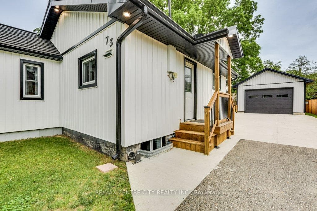 73 FOURTH Avenue photo 2