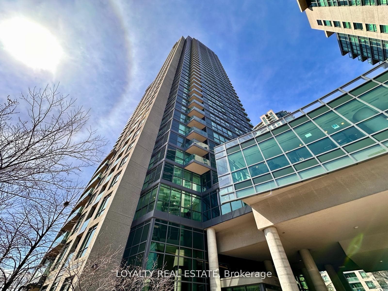 215 Fort York Boulevard Unit 2606 photo 9