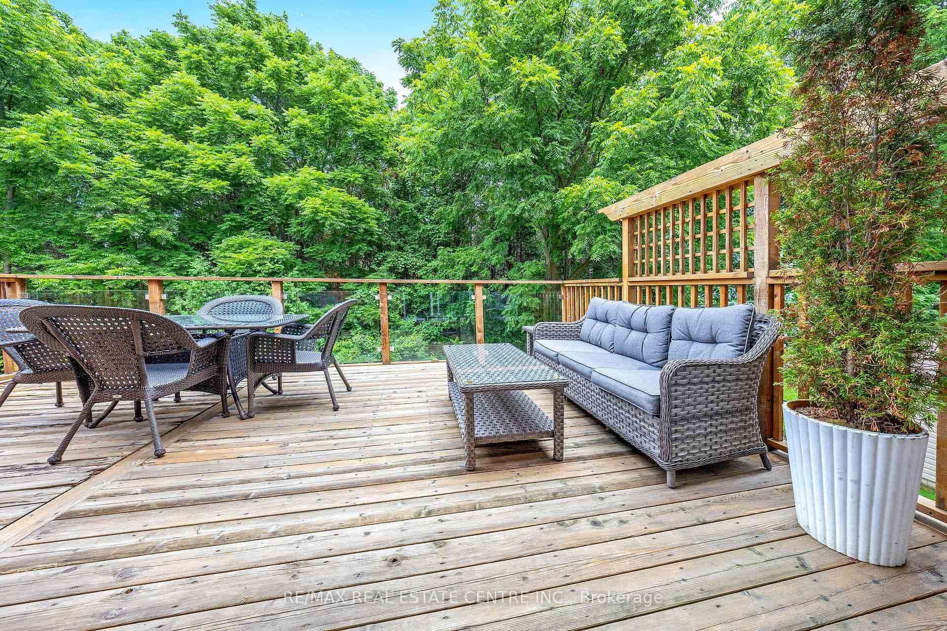 124 Arborglen Drive photo 35