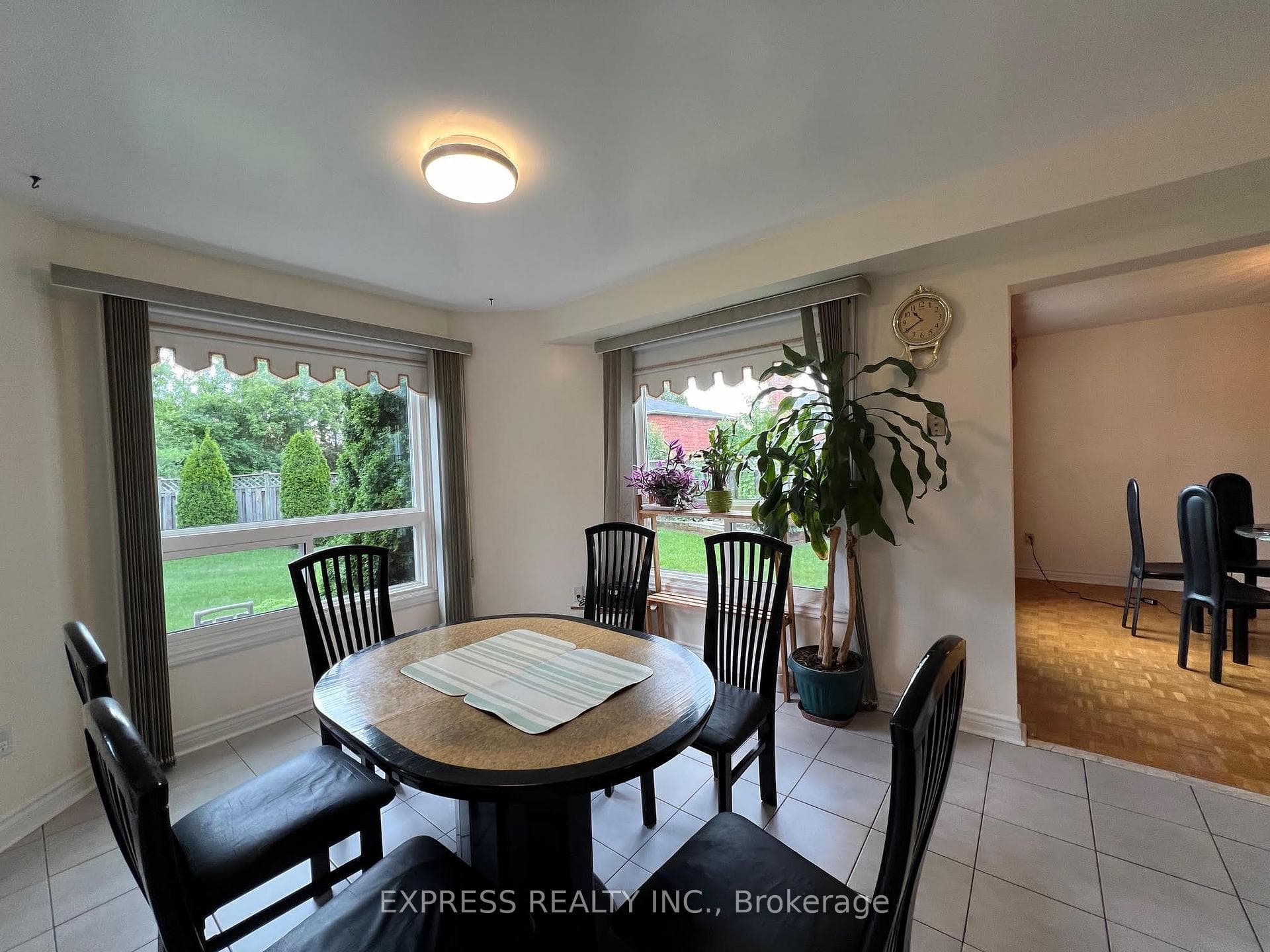16 Hanover Court photo 5