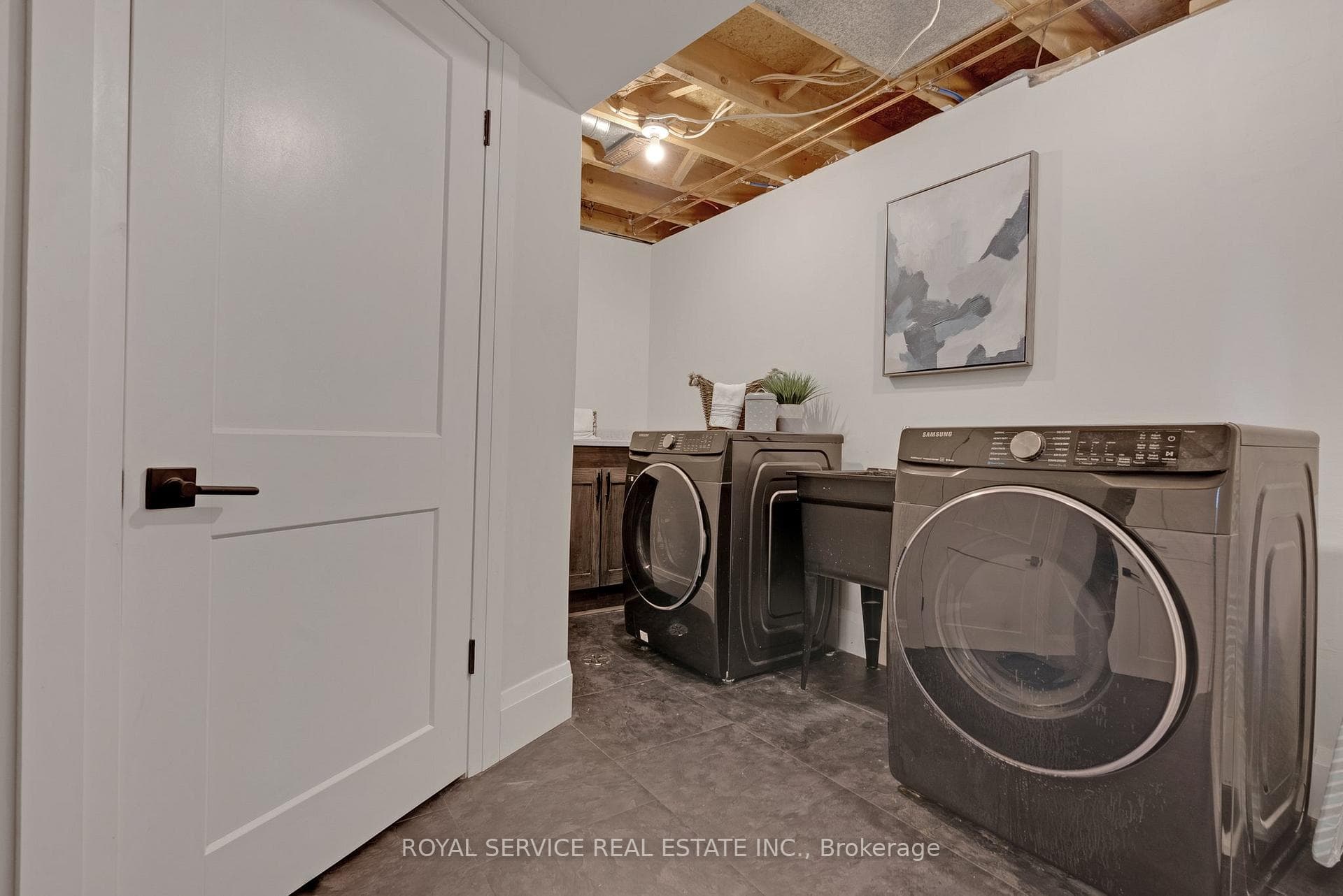 30 Prout Drive photo 37