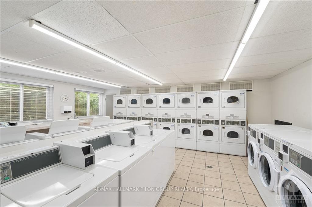 915 ELMSMERE Road Unit 510 photo 23