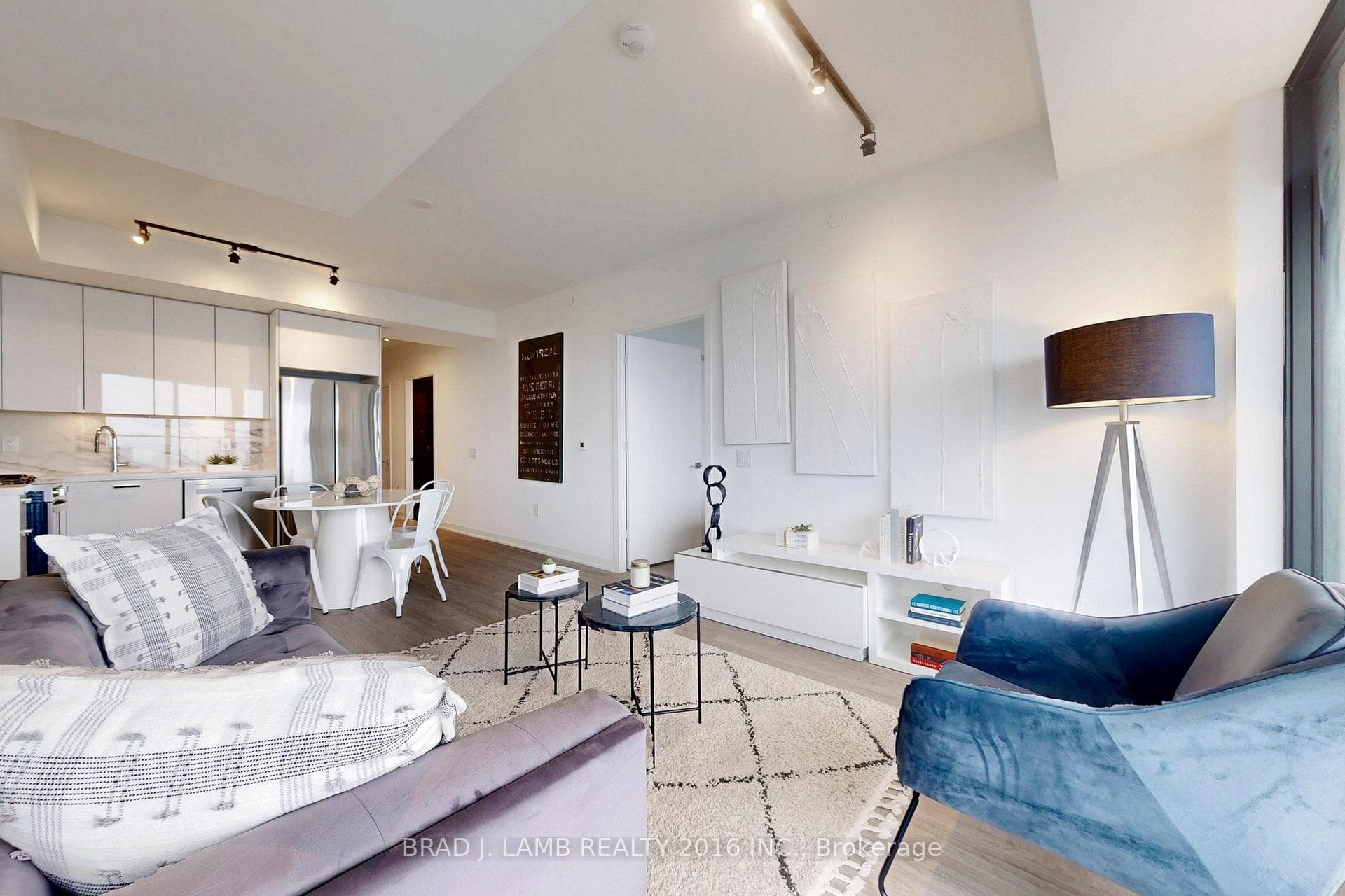 195 McCaul Street Unit 1801 photo 6