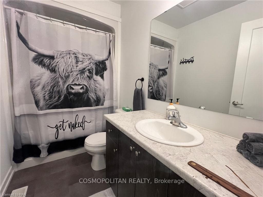 full bath ensuite