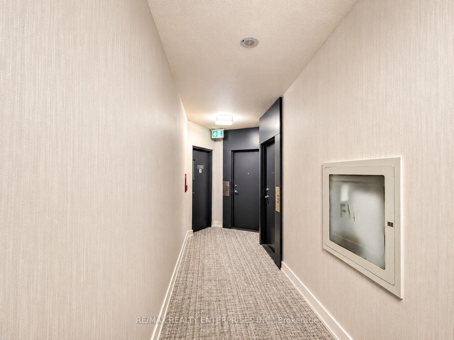 169 Fort York Boulevard Unit 722 photo 3
