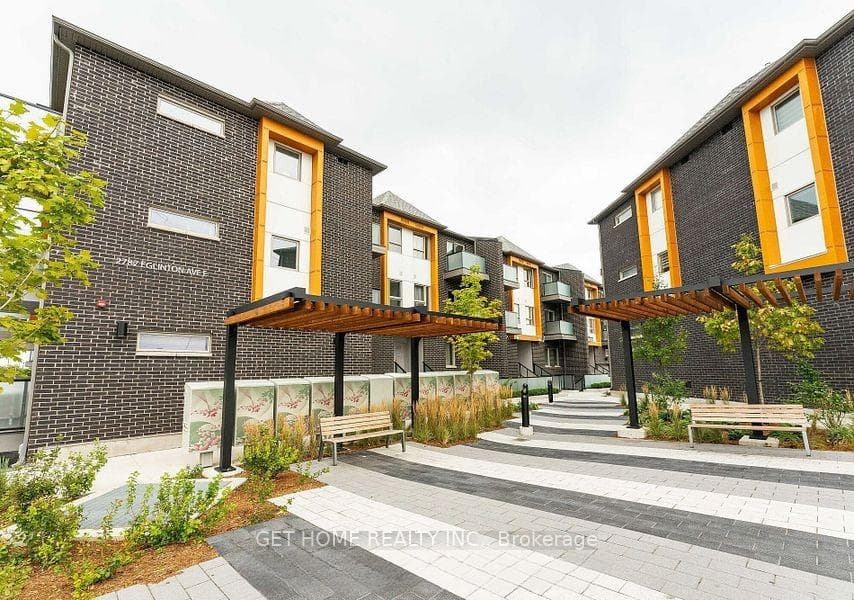2791 Eglinton Avenue Unit 536 photo 3