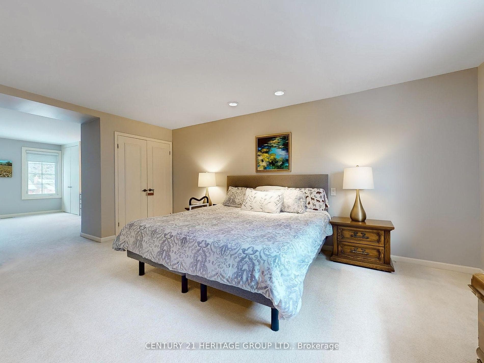 35 Forest Park Crescent photo 18