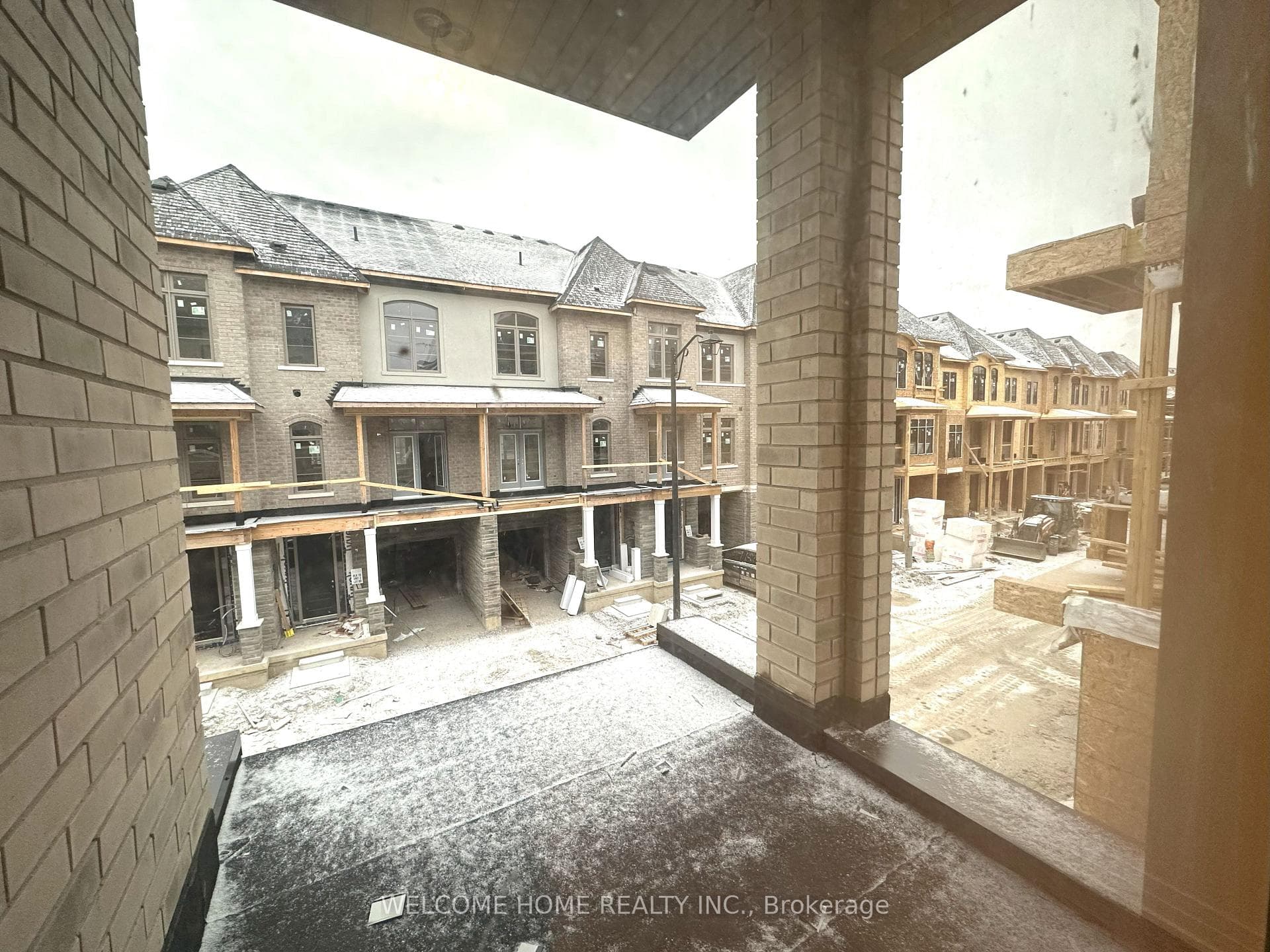 78 De La Roche Drive photo 19