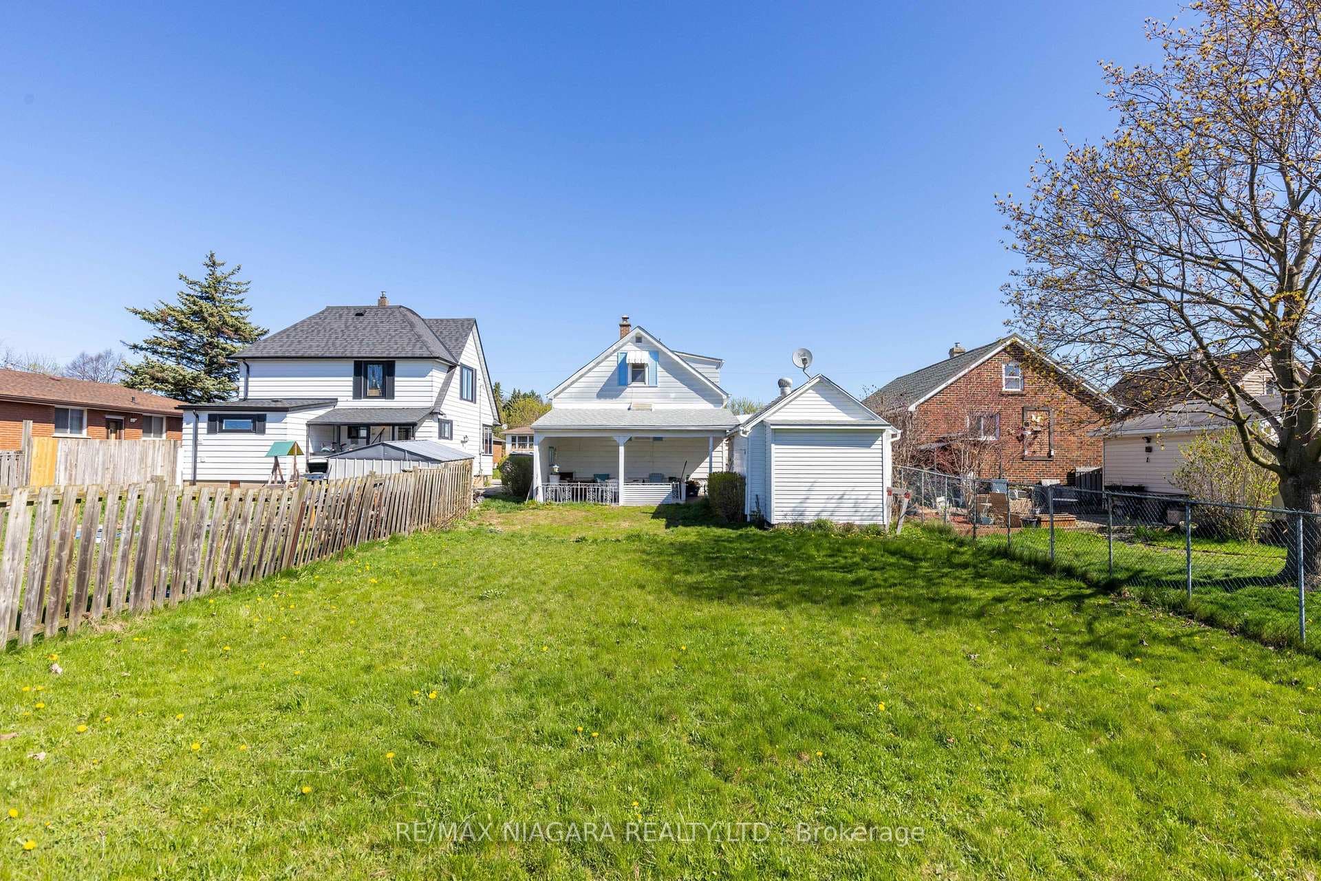 6052 Prospect Street photo 5
