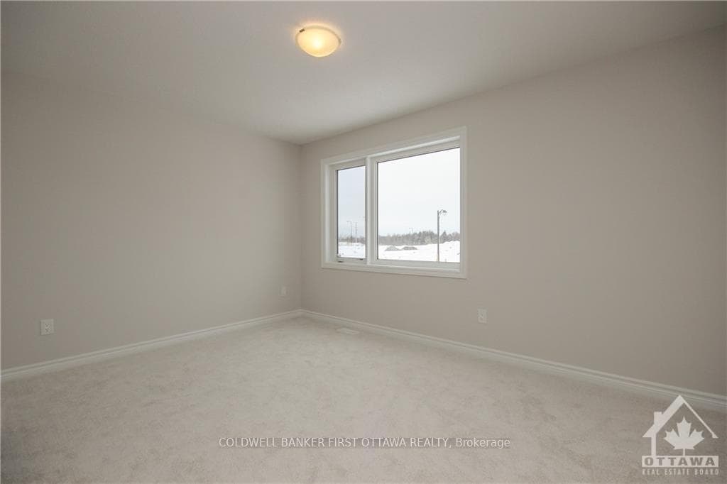 72 FOCALITY Crescent photo 17