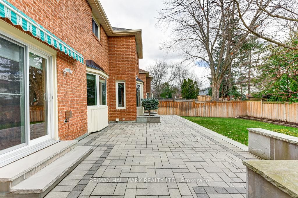 43 Meyer Circle photo 37