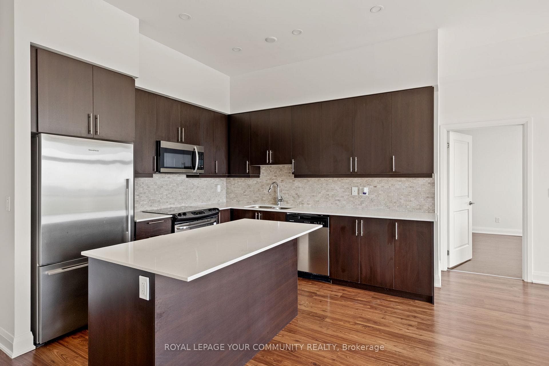 35 Fontenay Court Unit 1205 photo 3