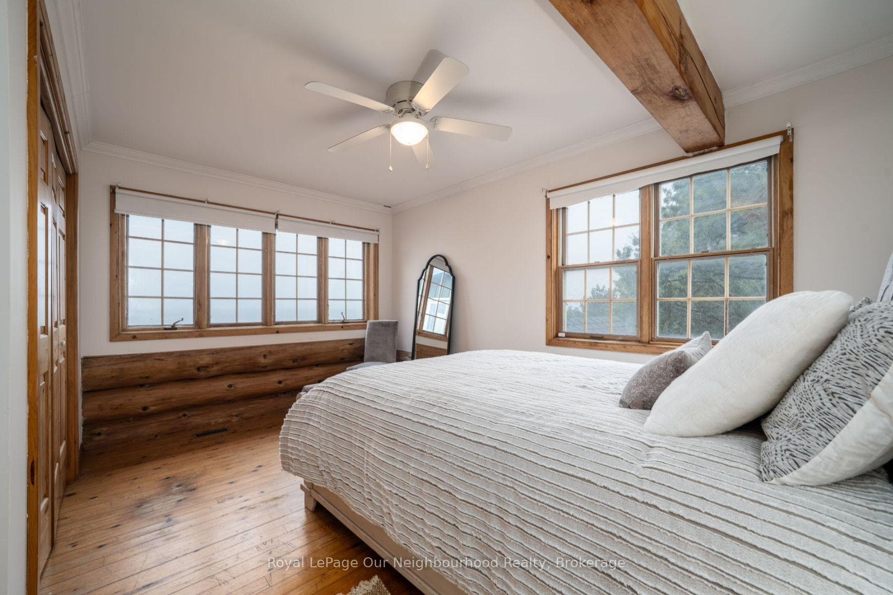3741 Lakeshore Road photo 14
