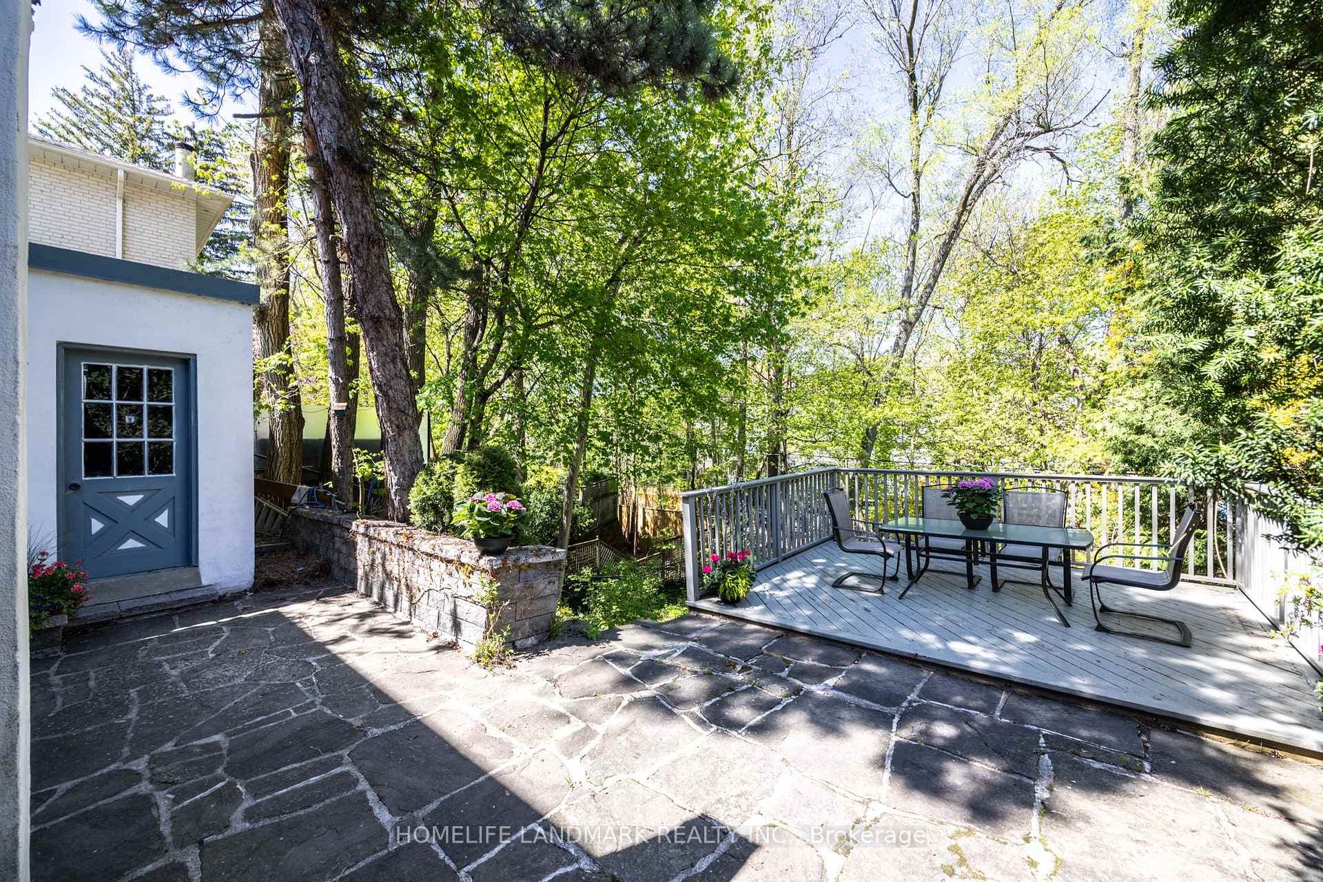 241 Forest Hill Road photo 2