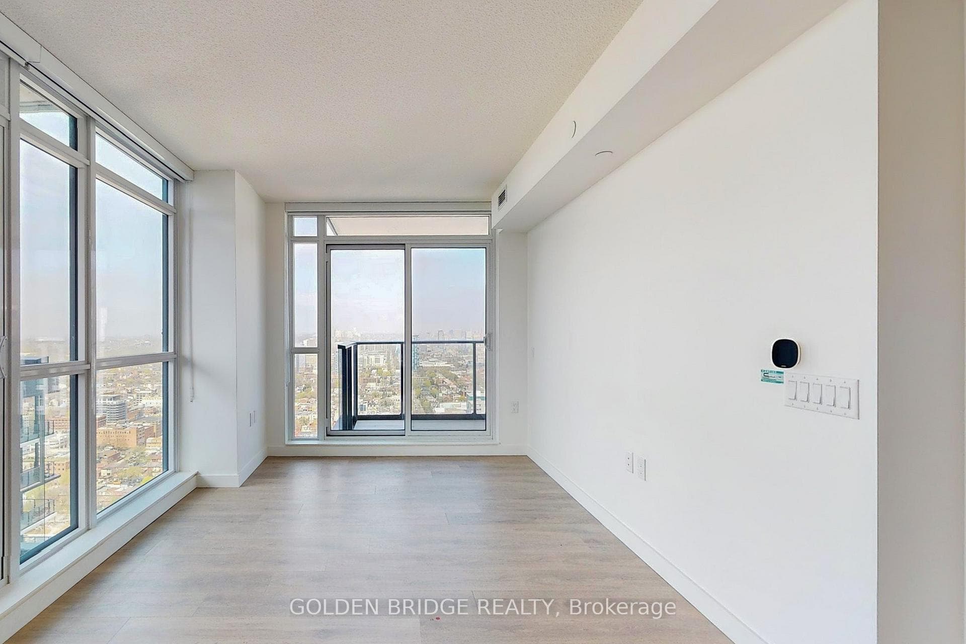 38 Widmer Street Unit 3711 photo 10