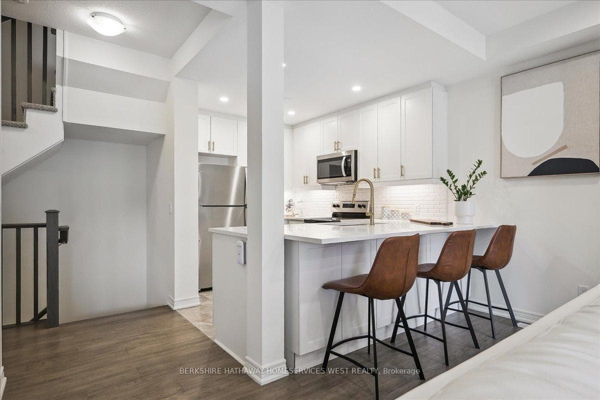 24 Ridgeside Lane photo 7