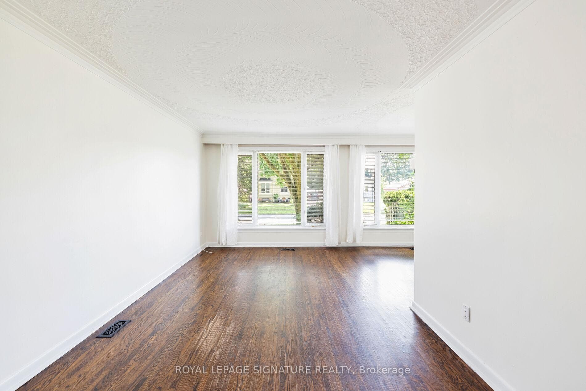 26 Paragon Road Unit Main photo 25