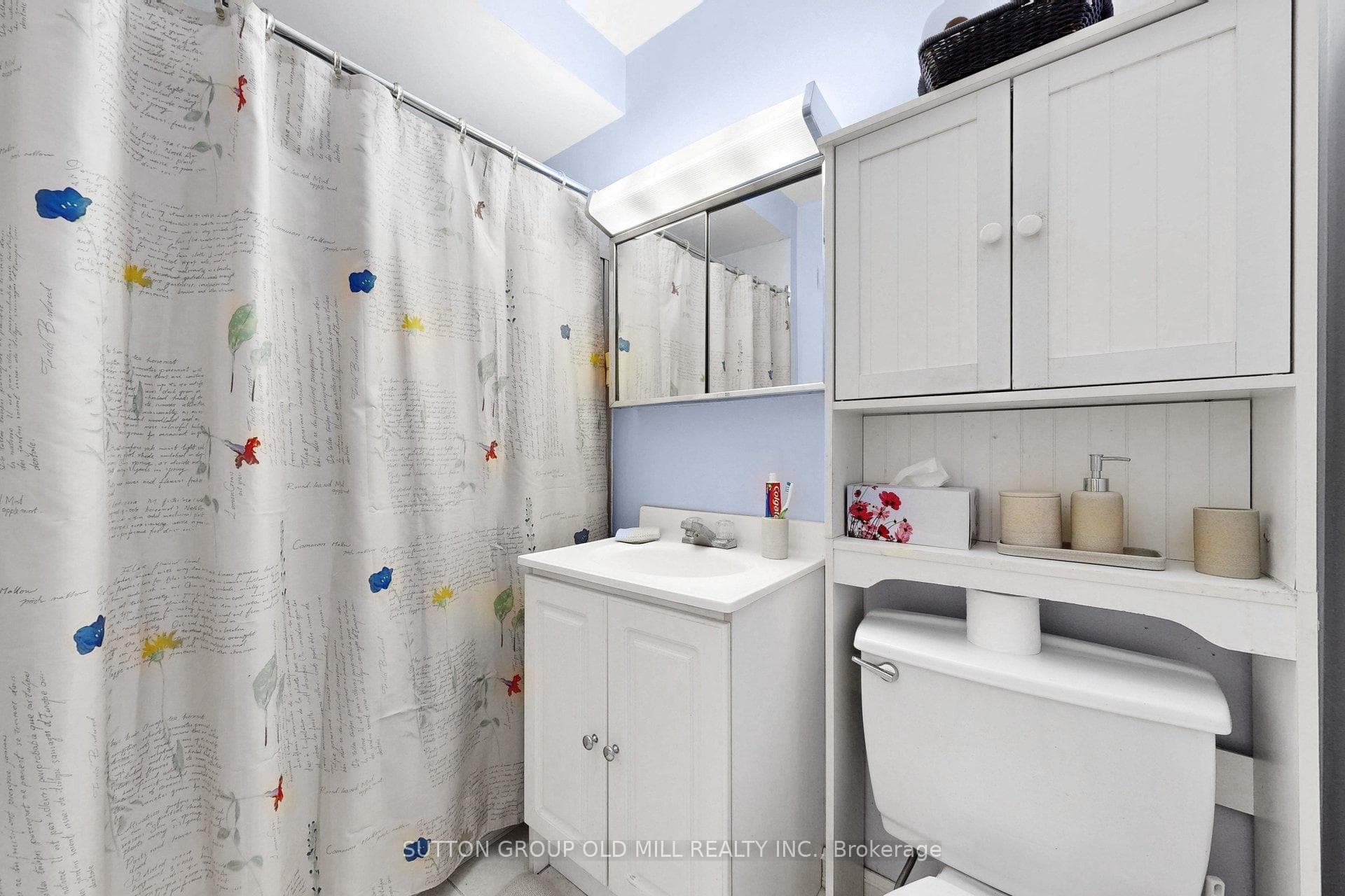 659 Balmoral Drive photo 22