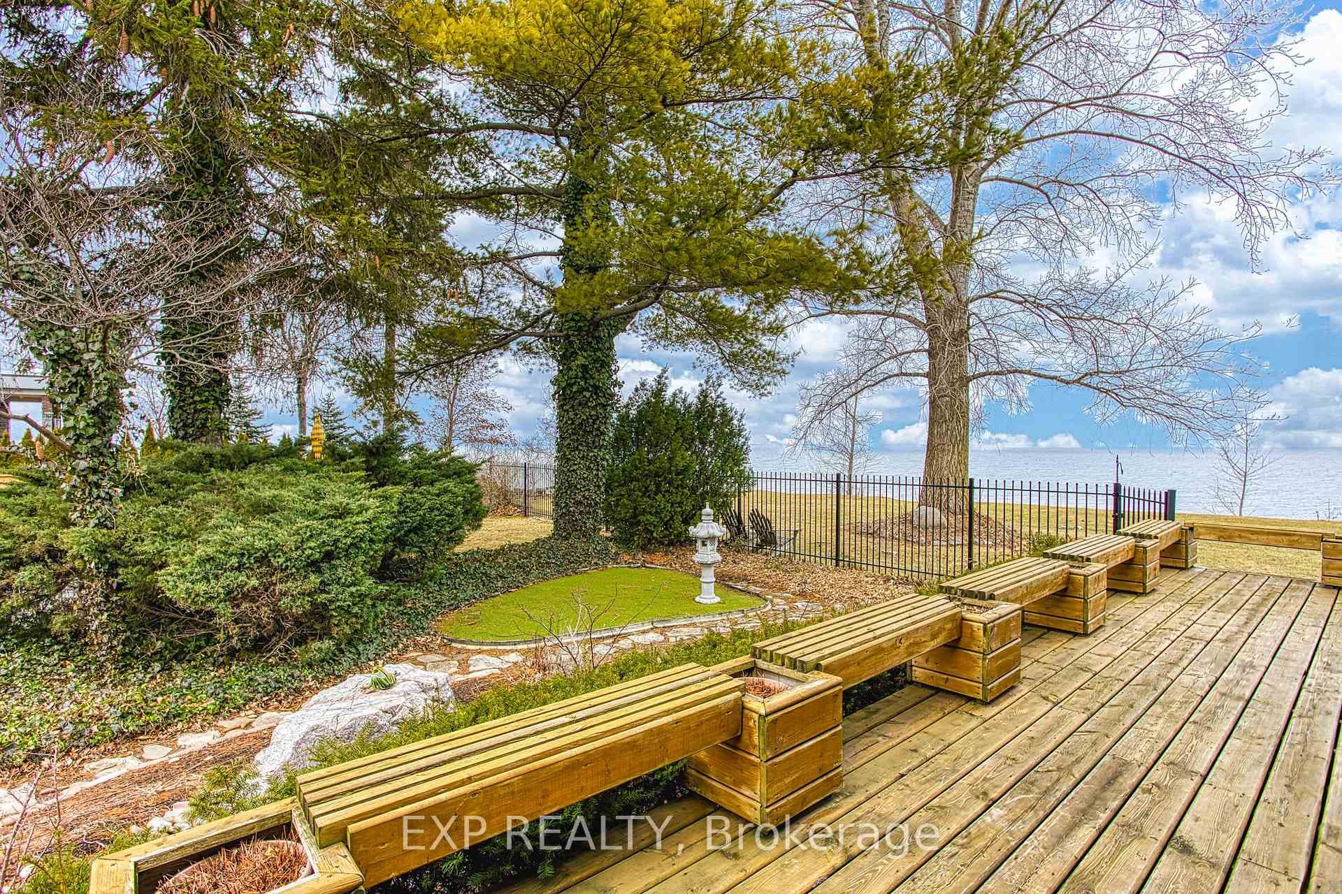 98 Creanona Boulevard photo 35