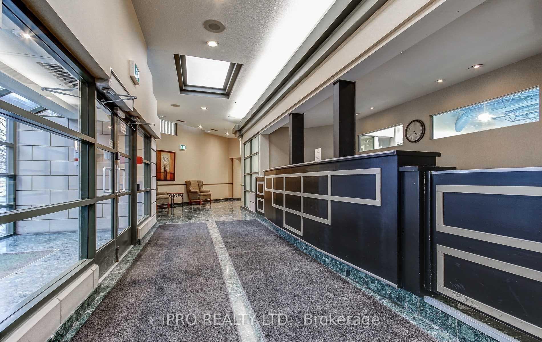 4185 Shipp Drive Unit 311 photo 2