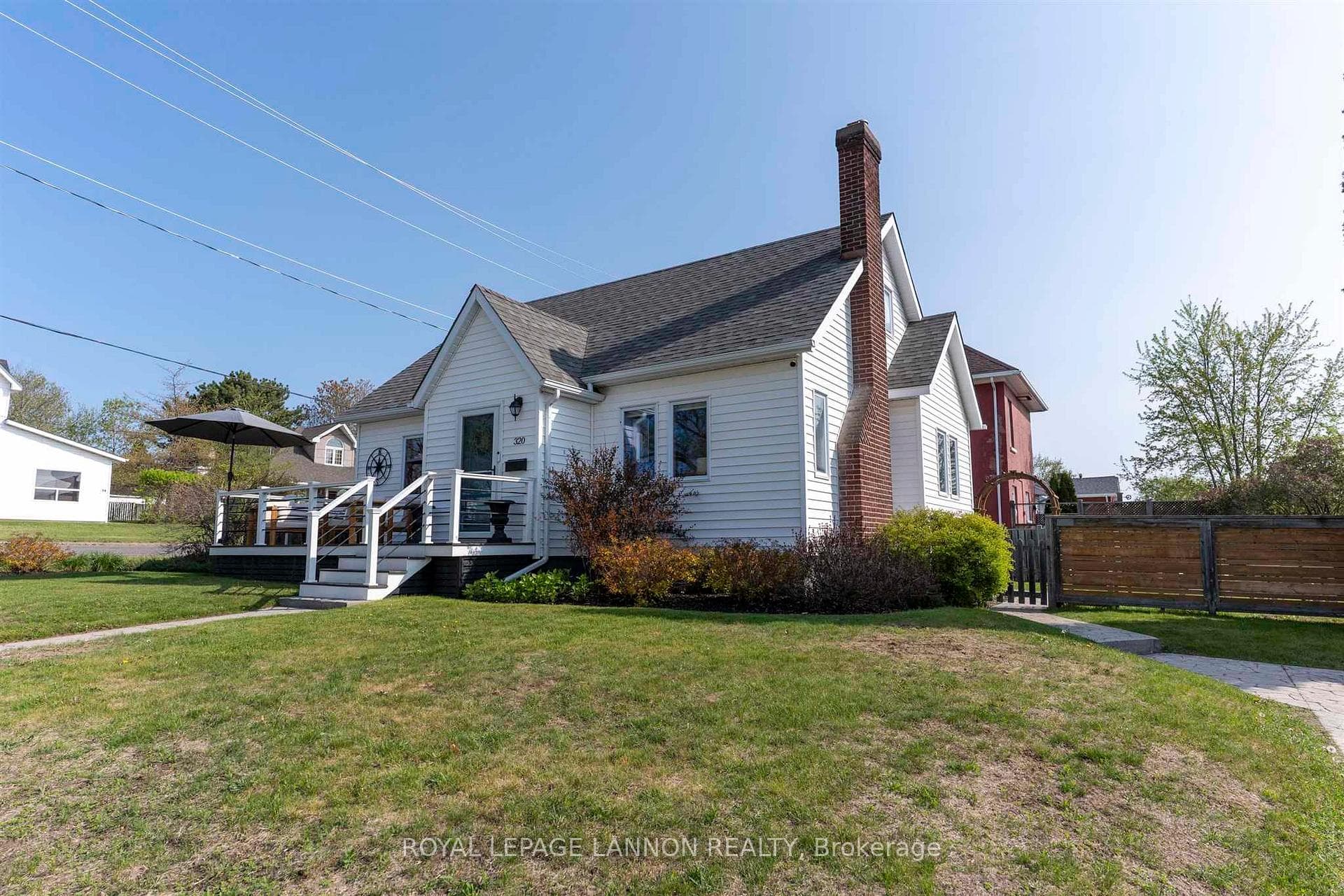 320 Wolseley Street photo 34
