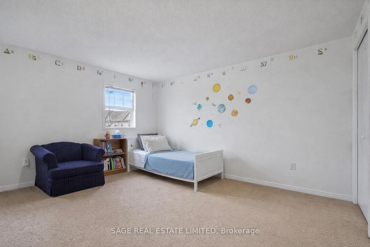 124 GOSLING Gardens Unit 28 photo 14