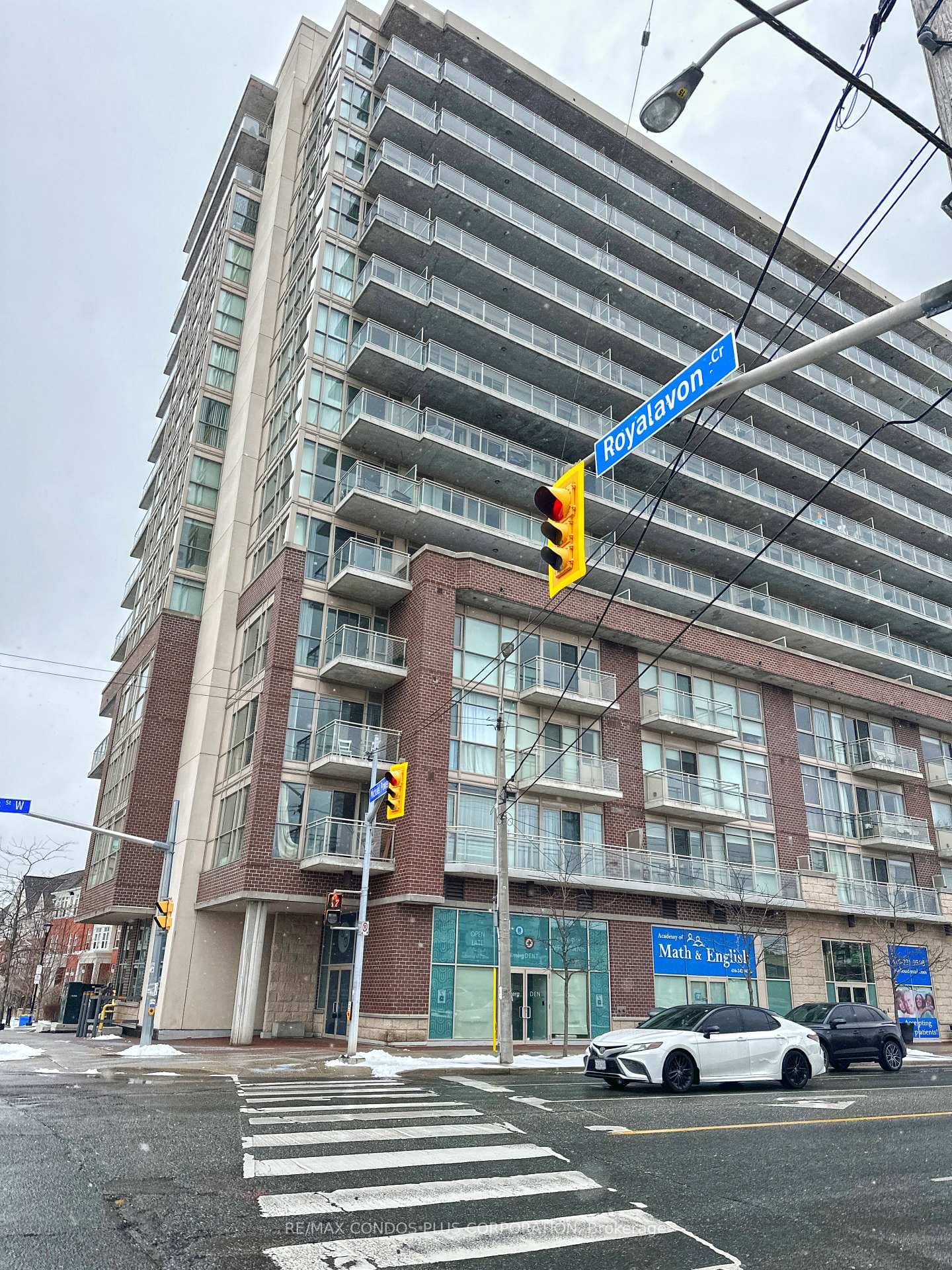 5101 Dundas Street Unit 908 photo 24