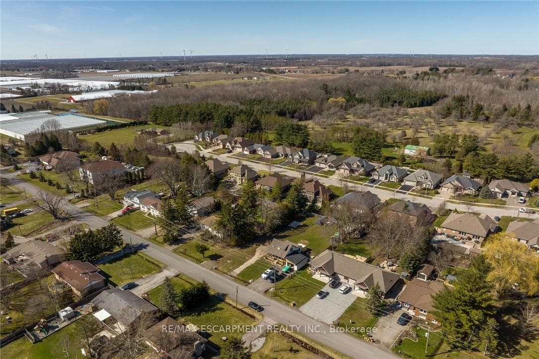 815 FOSS Road photo 15