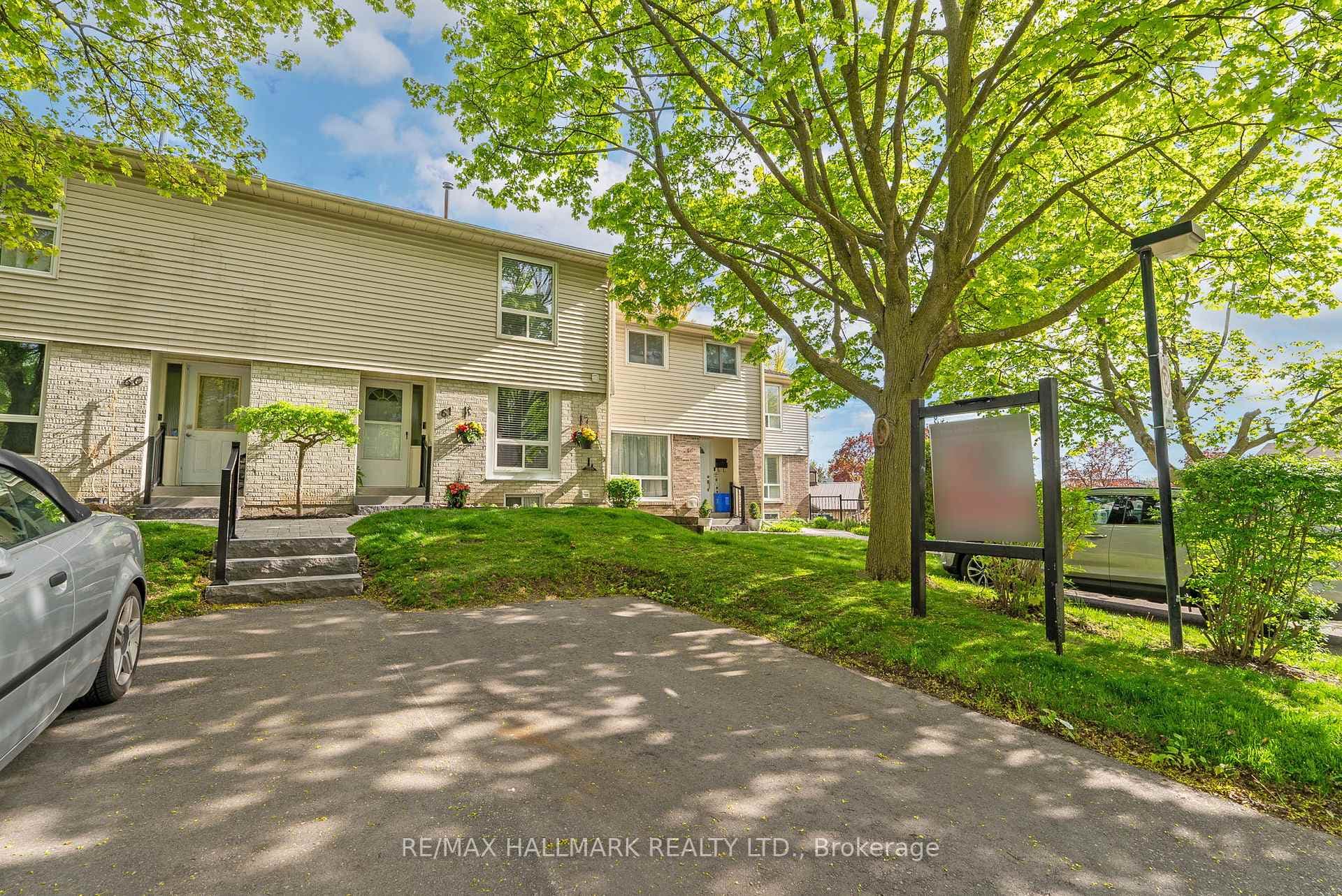 611 Galahad Drive Unit 61 photo 3