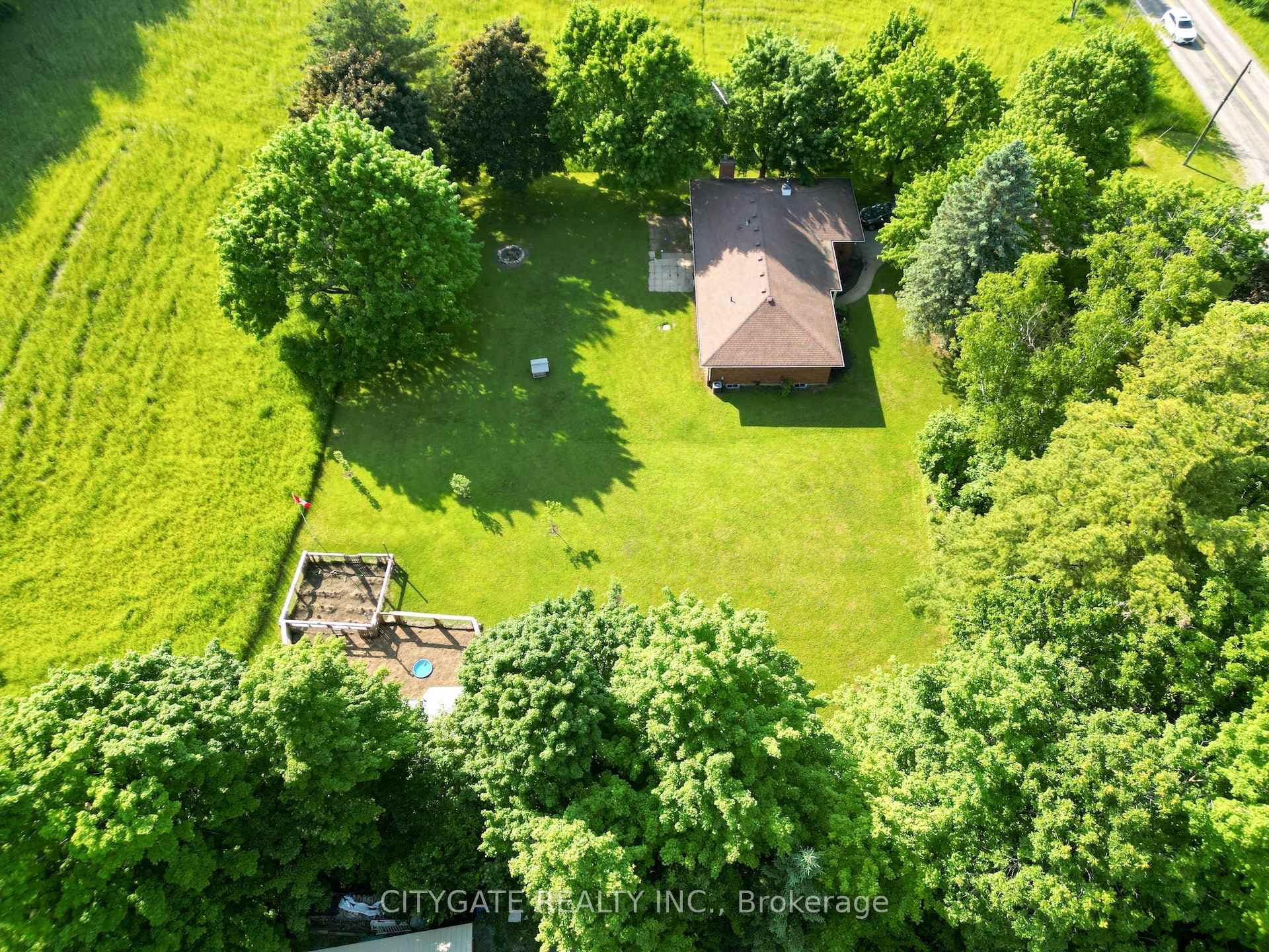 1795 Centre Road photo 36