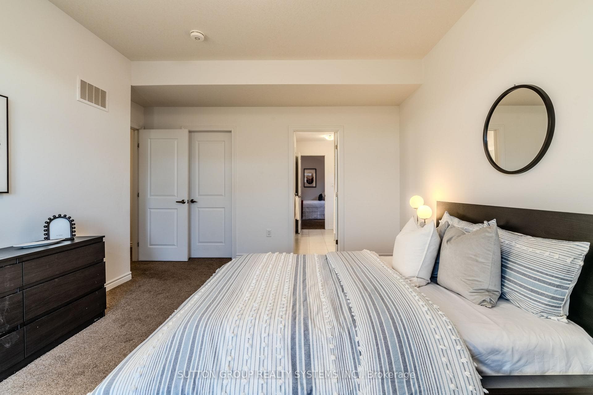 9 Whitton Drive photo 33