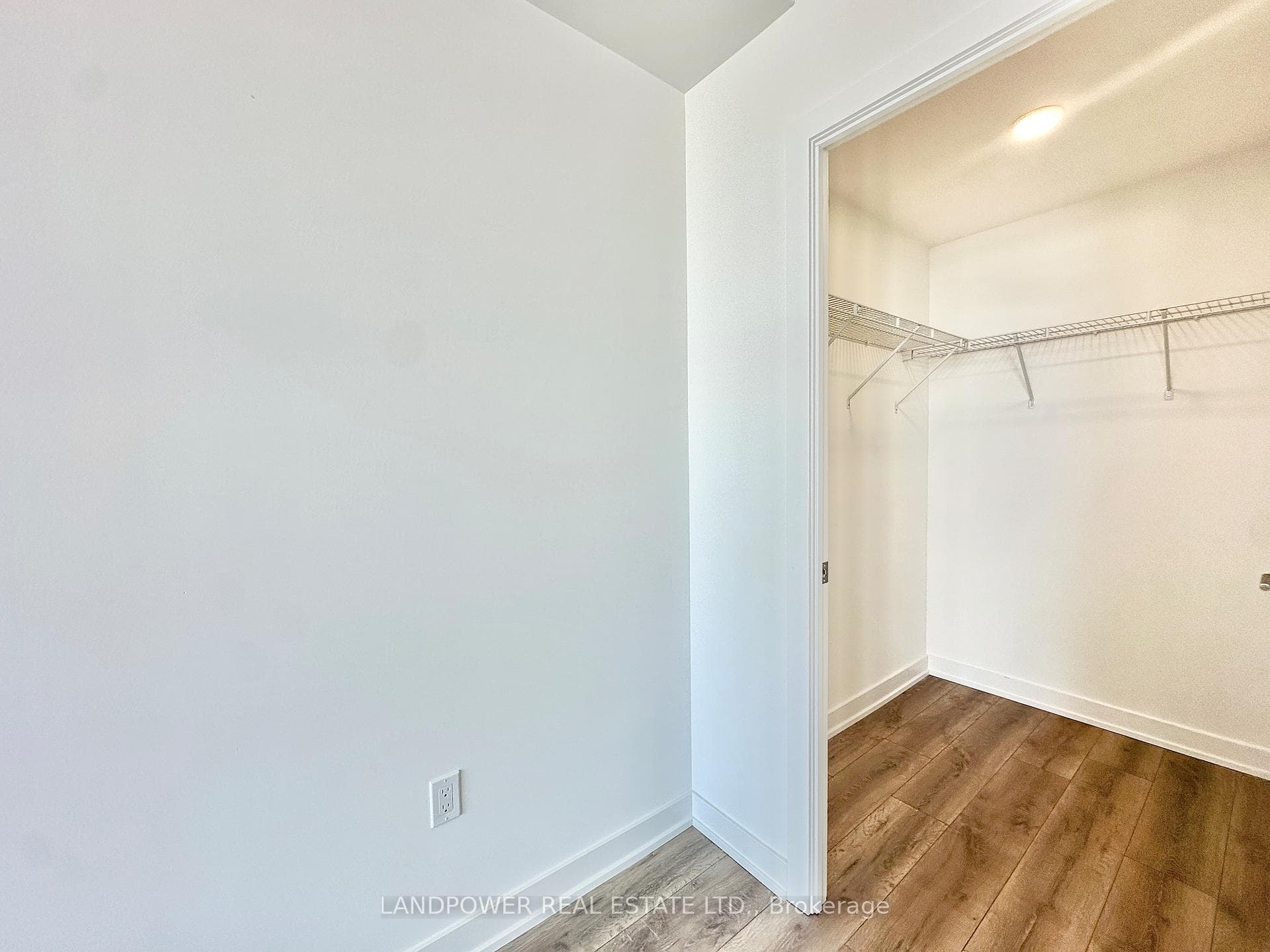 1 QUARRINGTON Lane Unit 1110 photo 13