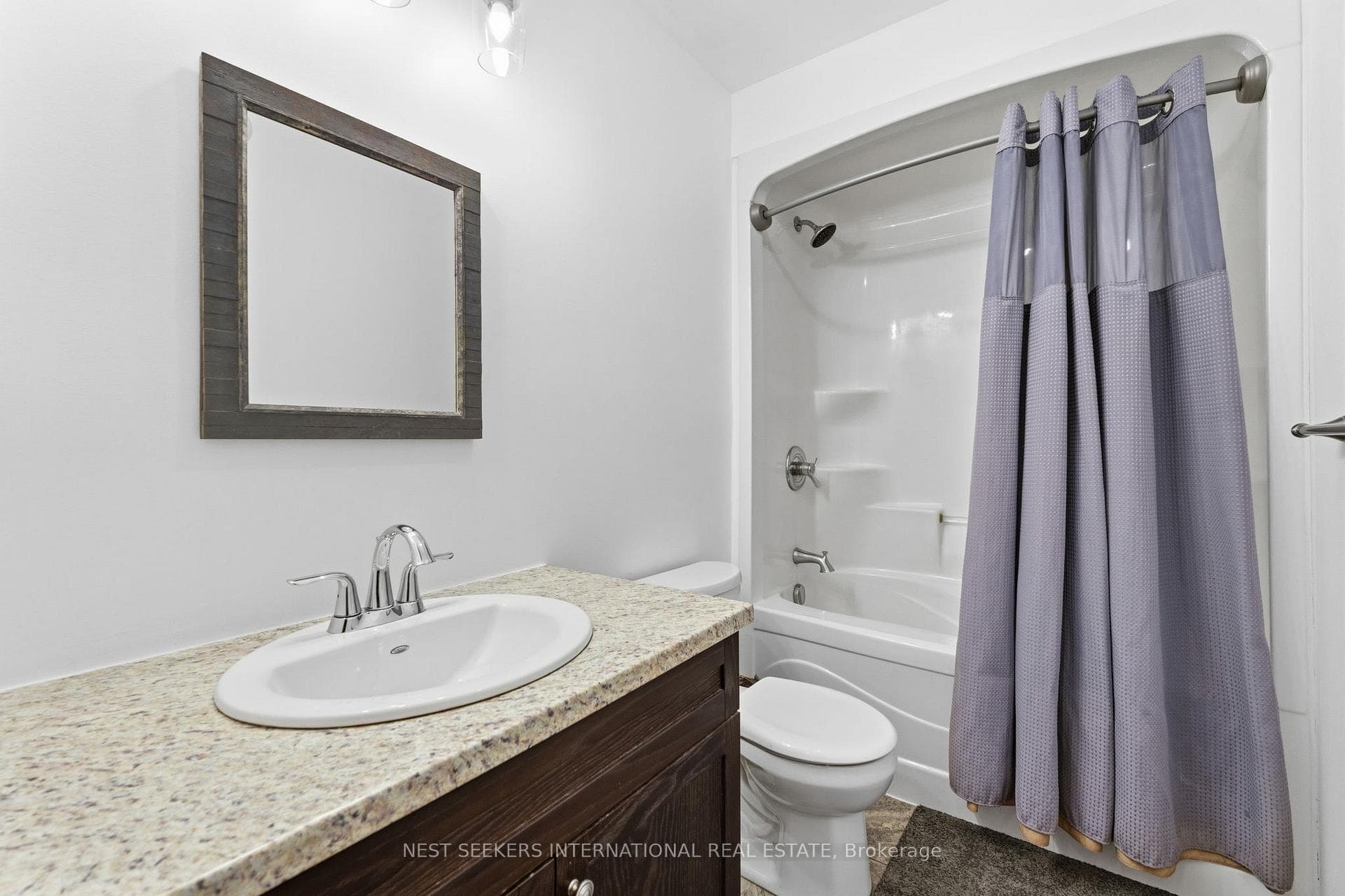3184 Ravenscliffe Road photo 16